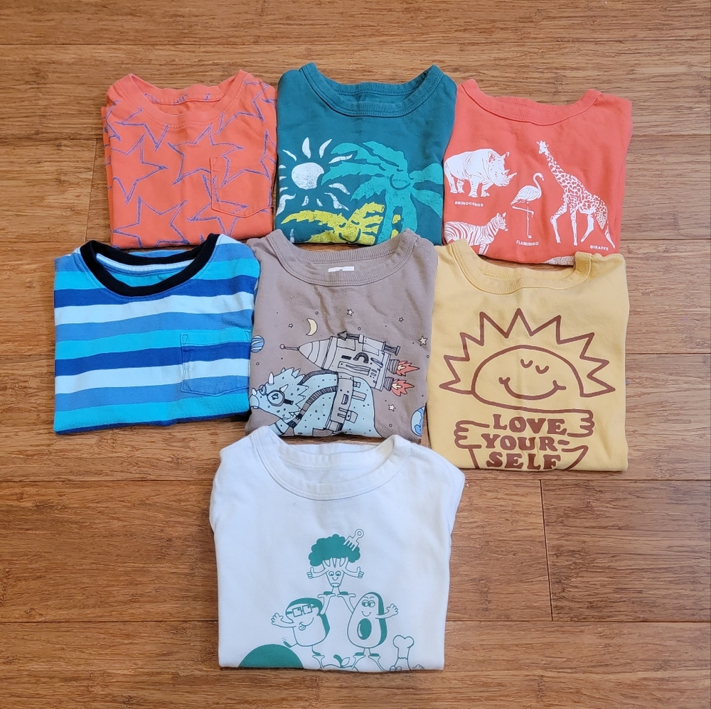 Gap Organic Cotton Short sleeve t-shirts Bundle Boys 4 Years